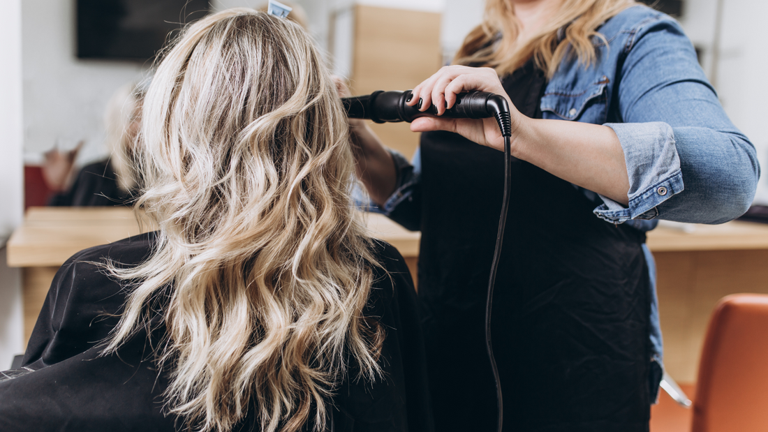 ¿Qué es un toner y por qué es ideal después de una decoloración?