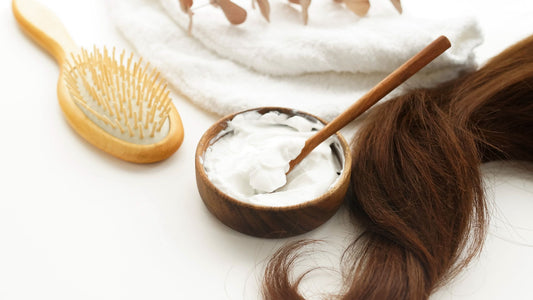 Tratamientos Naturales y Caseros para Revivir Tus Rizos